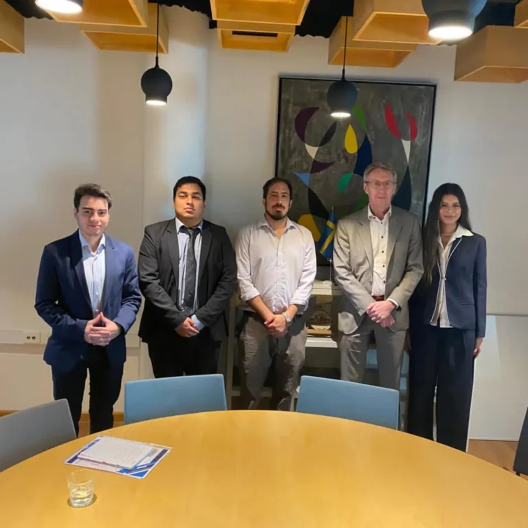 Reunión en la Embajada de Suecia